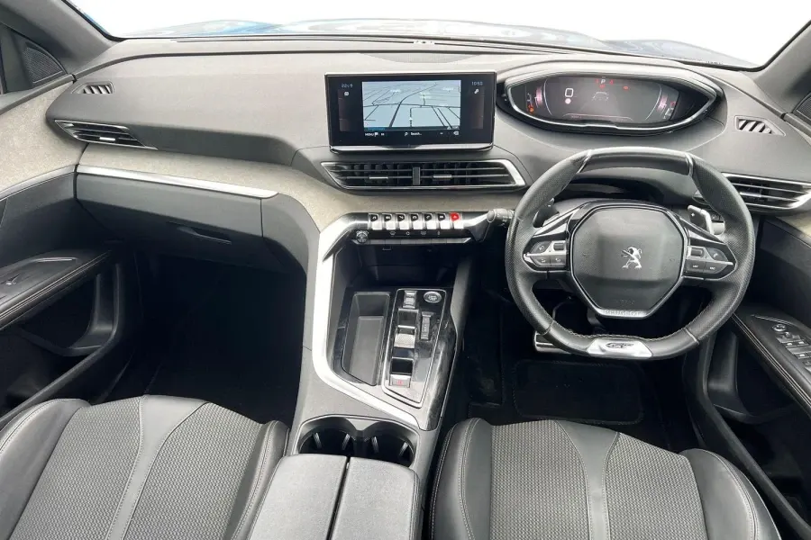 2023 Peugeot 5008 1.5 BlueHDi GT EAT8 in Grey — photo 4
